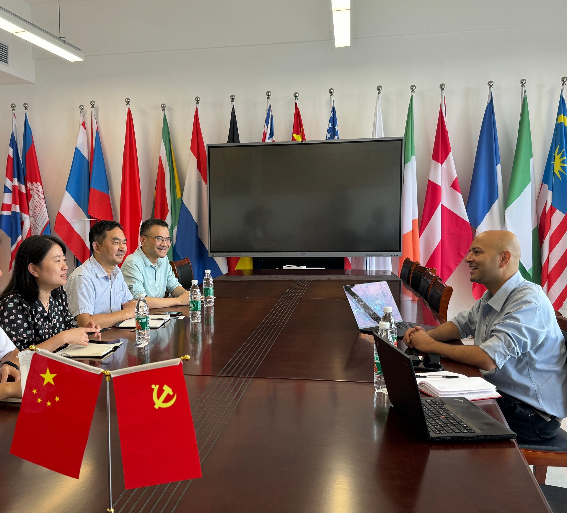 WiseAdmit in strategic discussion with Wuxi University of Technology to expand trusted global education pathways.